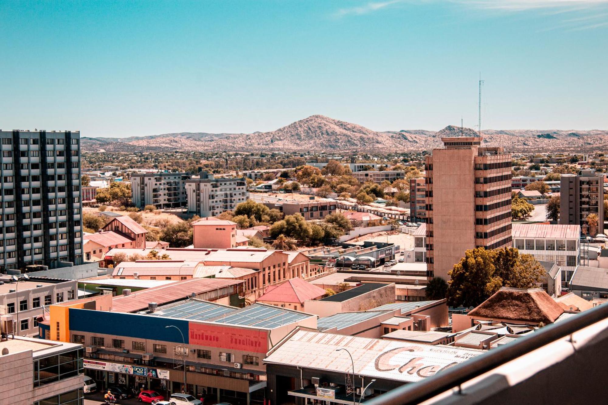 Urban Oasis Apartments At Freedom Plaza Windhoek Eksteriør billede